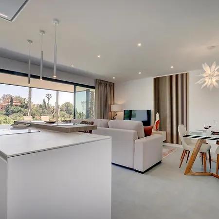 Brand New, Luxurious Ground Floor In Mirador De Hills Apartment
